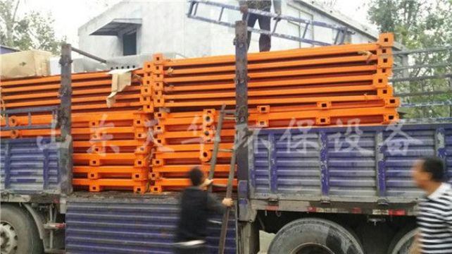 點(diǎn)擊查看詳細(xì)信息<br>標(biāo)題：發(fā)貨現(xiàn)場(chǎng) 閱讀次數(shù)：1710