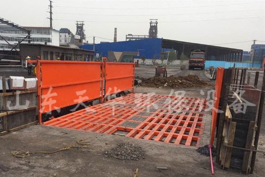 點(diǎn)擊查看詳細(xì)信息<br>標(biāo)題：重型8m長(zhǎng)定制洗車機(jī) 閱讀次數(shù)：4469